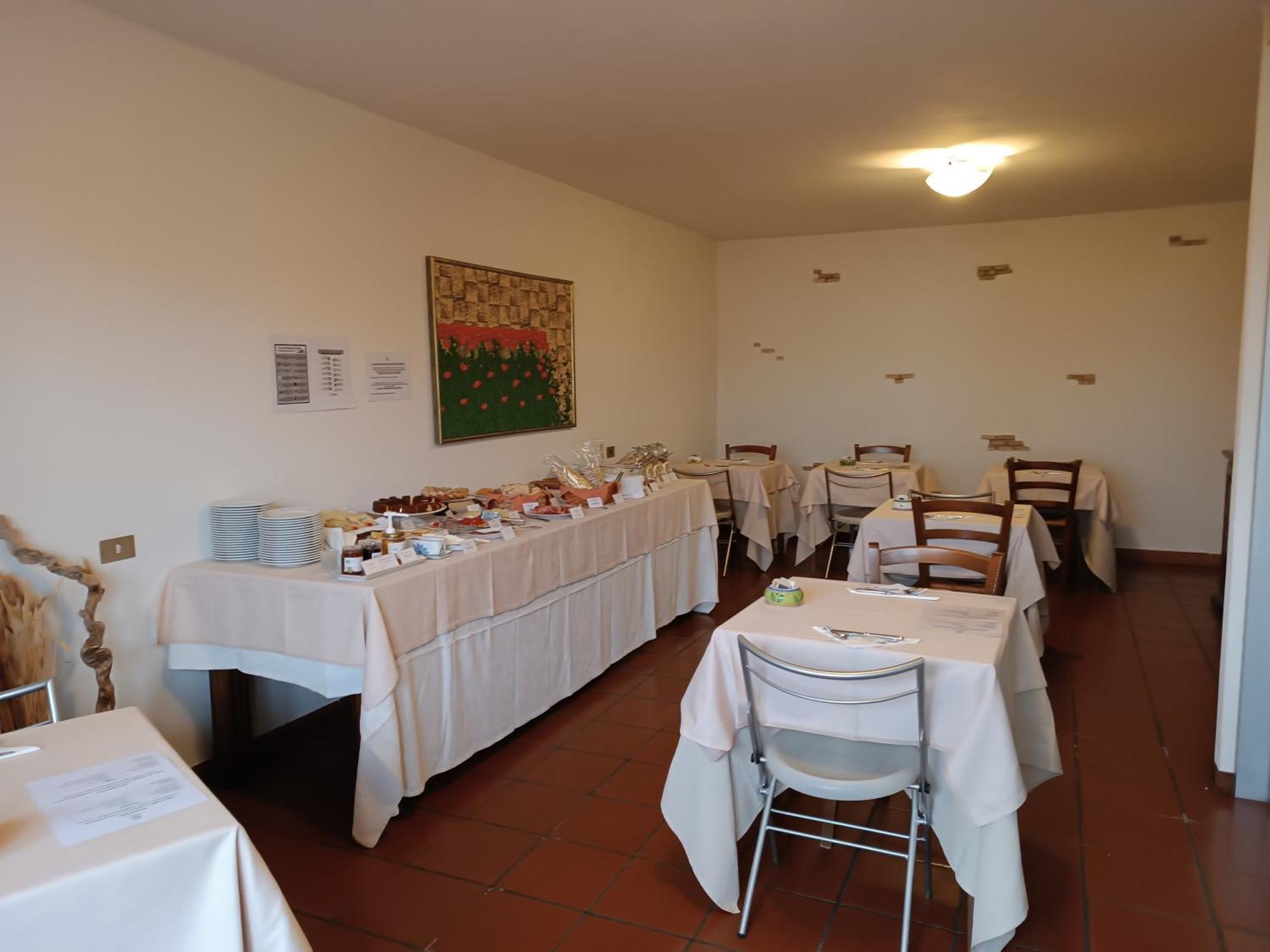 Bio Agriturismo Il Torrione Сатурния Экстерьер фото
